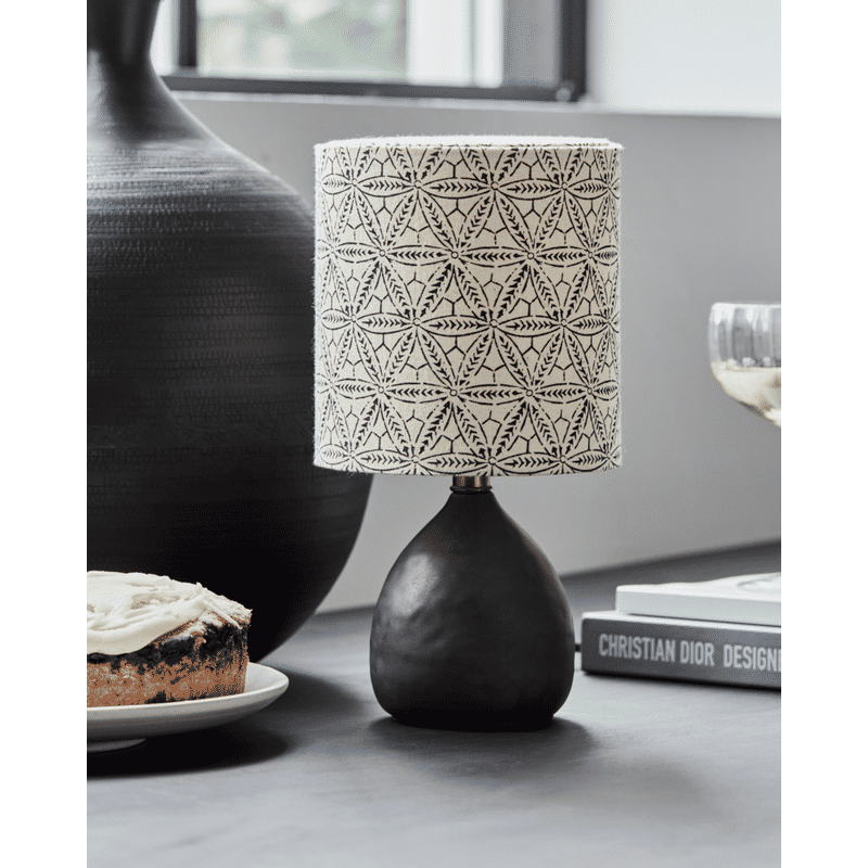 House Doctor Flores Tischlampe, Schwarz
