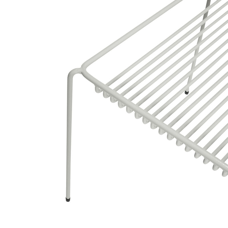 Mesa auxiliar Hübsch String, gris claro