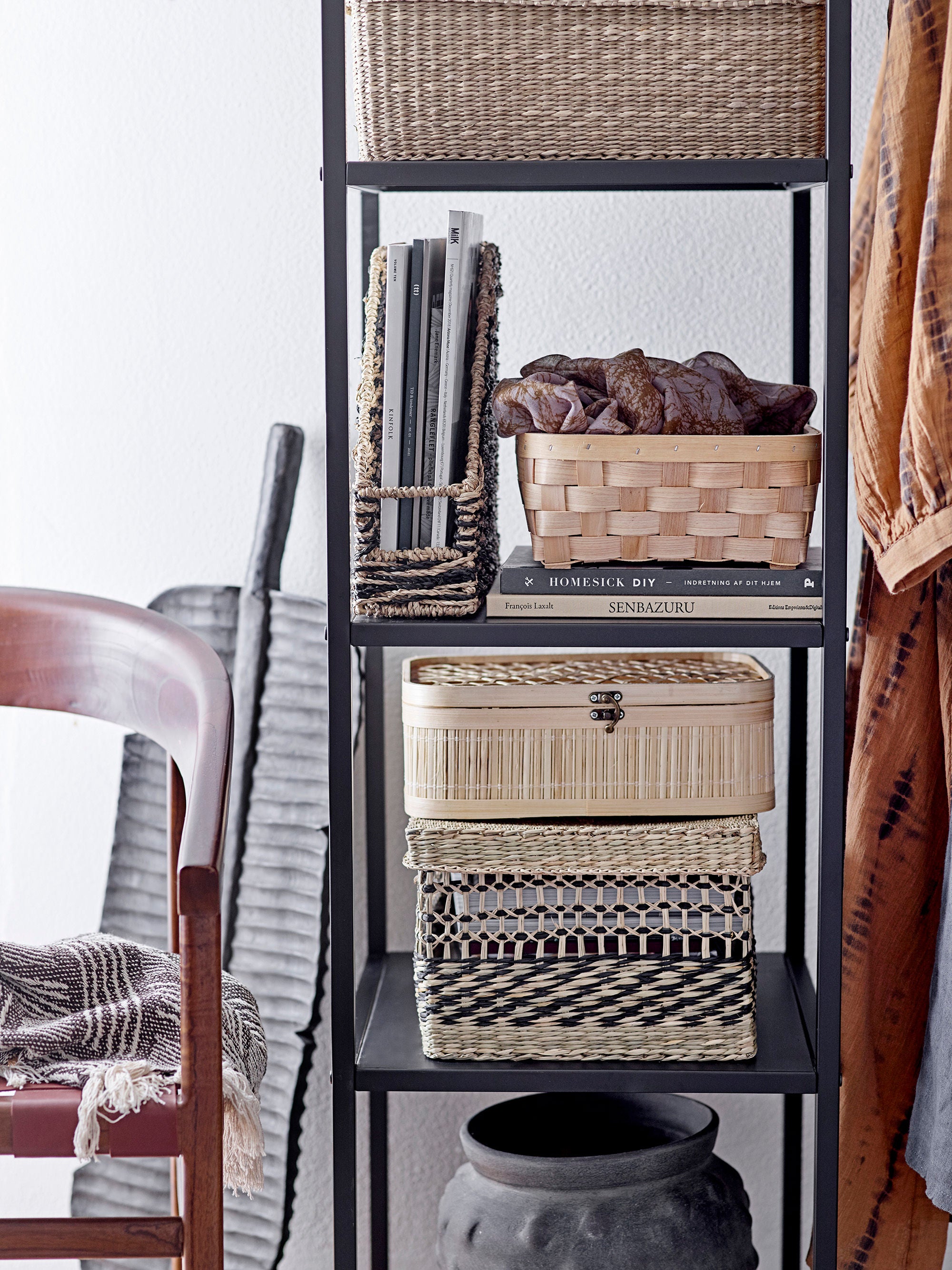 Bloomingville Saber Panier avec couvercle, Noir, Seagrass