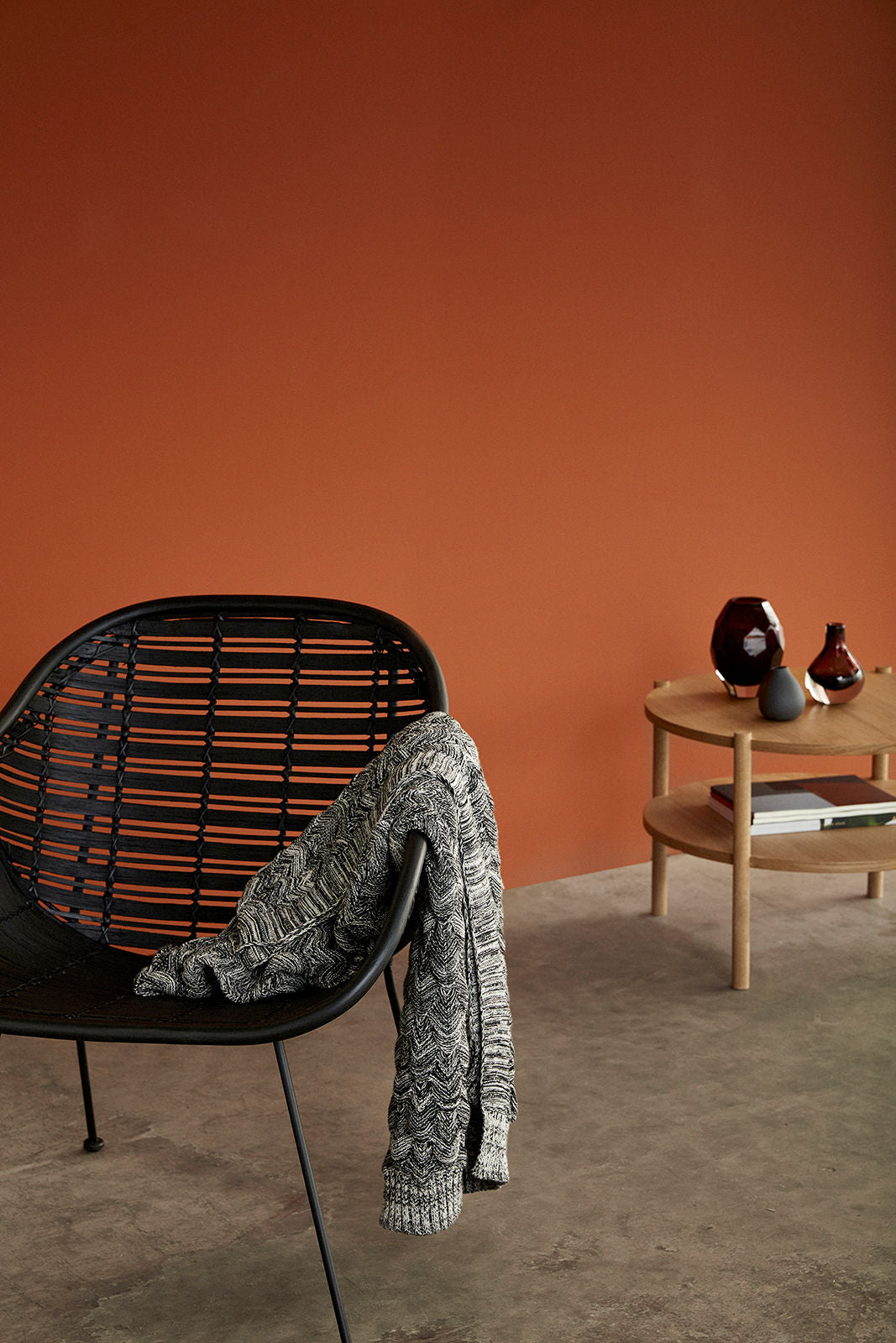 Hübsch Acorn Mesita Alrededor Natural