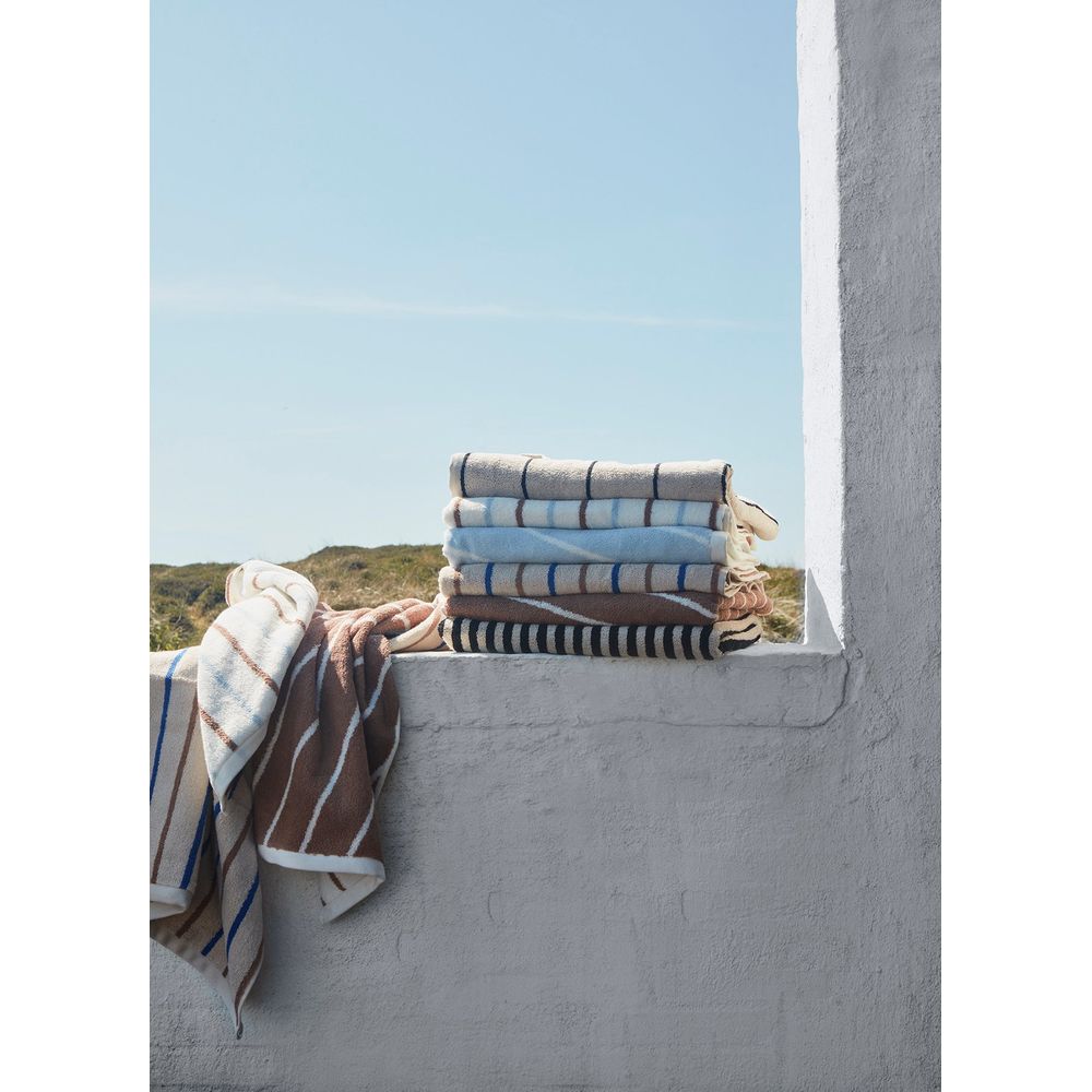 OYOY LIVING Raita Handdoek - 100x150 cm - Caramel / Optic Blue